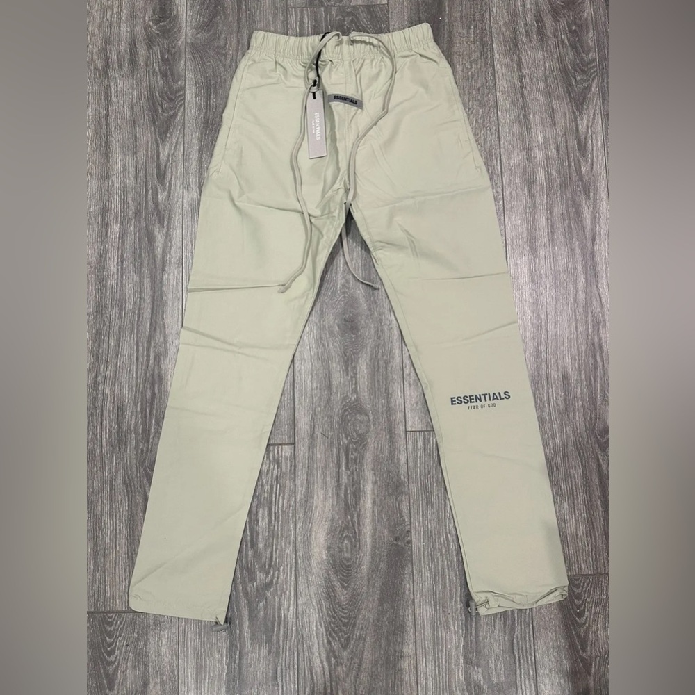 Essentials Men's Cream Nylon attack Pant XL